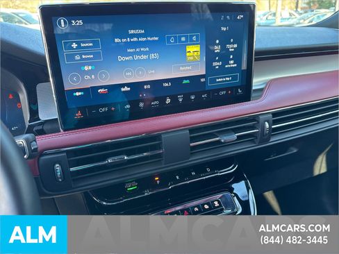 Used 2024 Lincoln Corsair Reserve w/ Jet Appearance Package AWD/4WD image 33