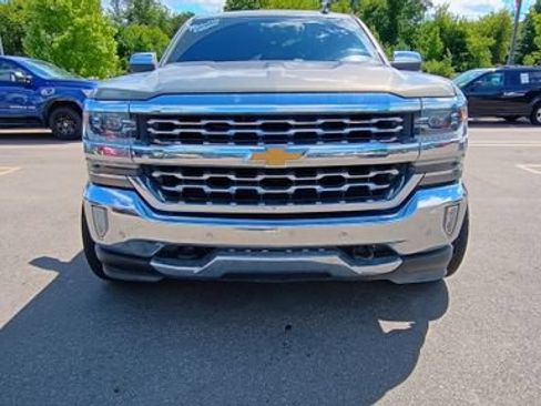 Used 2017 Chevrolet Silverado 1500 LTZ w/ Sport Package AWD/4WD image 8