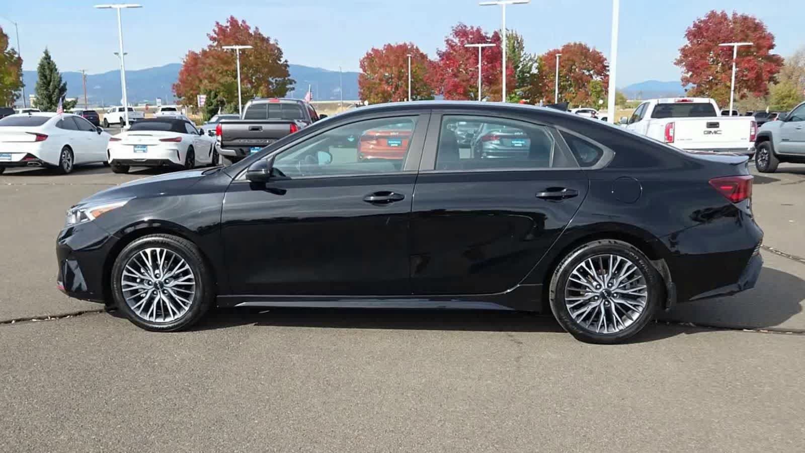 Used 2023 Kia Forte GT-Line FWD image 5
