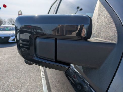 Used 2022 Ford F150 Lariat image 13