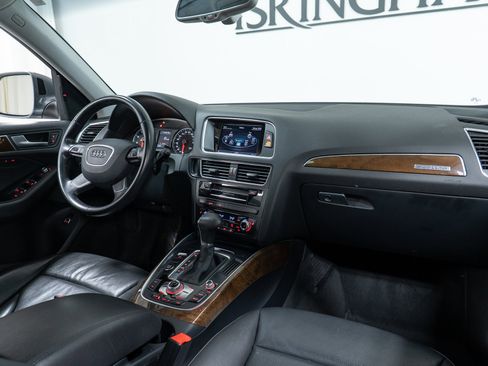 Used 2015 Audi Q5 2.0T Premium Plus w/ Technology Package image 14