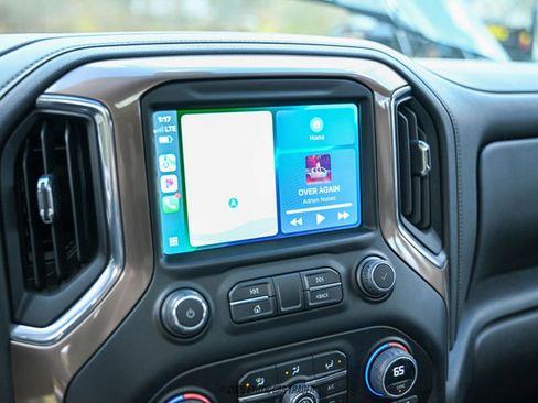 Used 2023 Chevrolet Silverado 3500 High Country image 17