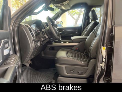 New 2022 RAM 2500 Big Horn w/ Level C Equiment Group image 5