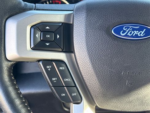 Used 2019 Ford F150 Lariat image 19