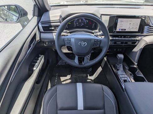 New 2025 Toyota Camry SE FWD image 13