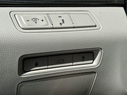 Used 2018 Hyundai Sonata Limited image 10