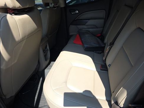 Used 2020 GMC Canyon SLT w/ Trailering Package RWD image 14