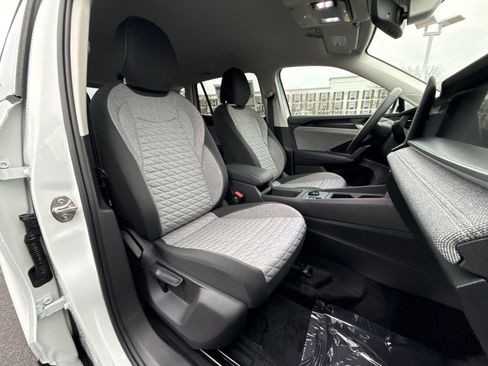 New 2026 Volkswagen Tiguan S AWD/4WD image 24