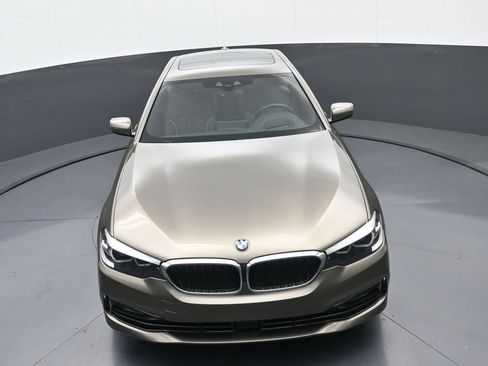 Used 2018 BMW 530e xDrive AWD/4WD image 31