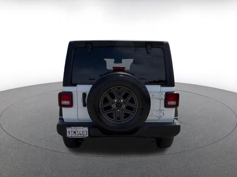 Used 2025 Jeep Wrangler Unlimited Sport AWD/4WD image 11