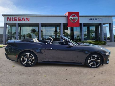 Used 2024 Ford Mustang Premium RWD image 3