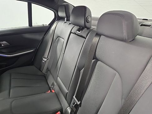 Used 2021 BMW 330i xDrive Sedan w/ Convenience Package image 16