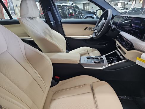 New 2026 BMW 330i Sedan w/ Premium Package image 10