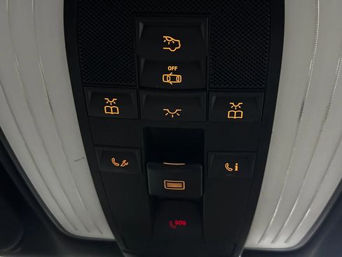 Used 2016 Mercedes-Benz E 350 Sedan image 39