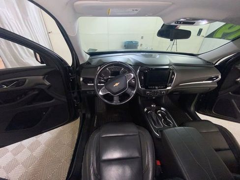 Used 2019 Chevrolet Traverse LT FWD image 35
