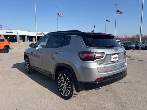 Used 2023 Jeep Compass Limited w/ Elite Group image 5