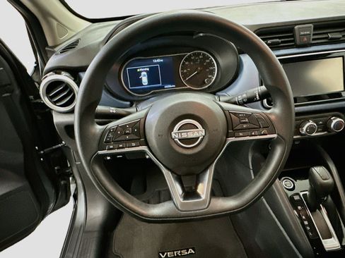 Used 2025 Nissan Versa SV FWD image 17