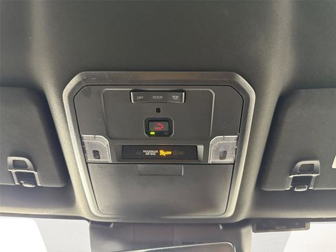 Certified 2025 Toyota Tacoma SR5 image 6