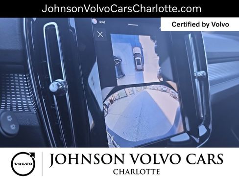 Used 2025 Volvo XC40 B5 Plus AWD/4WD image 25