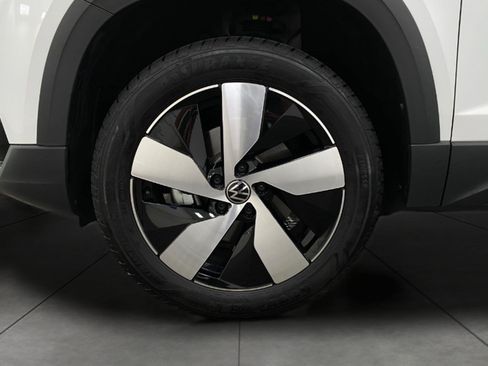 Used 2023 Volkswagen Taos S AWD/4WD image 12