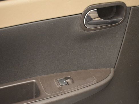 Used 2012 Chevrolet Malibu LS image 28