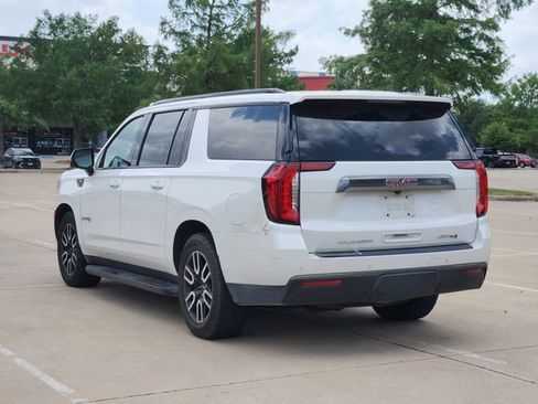 Used 2022 GMC Yukon XL AT4 AWD/4WD image 7