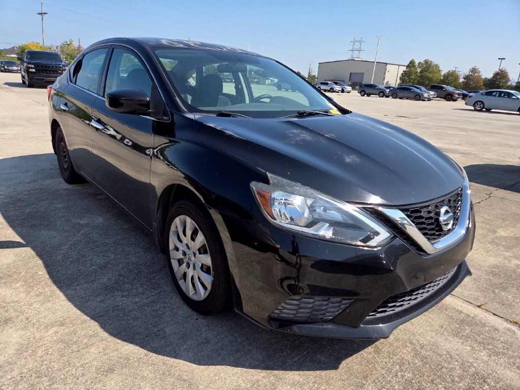Used 2016 Nissan Sentra SV FWD image 5