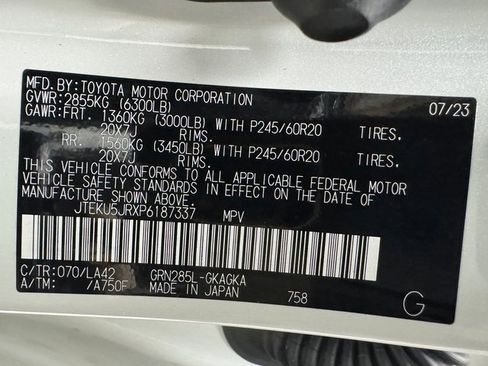 Used 2023 Toyota 4Runner Limited image 30