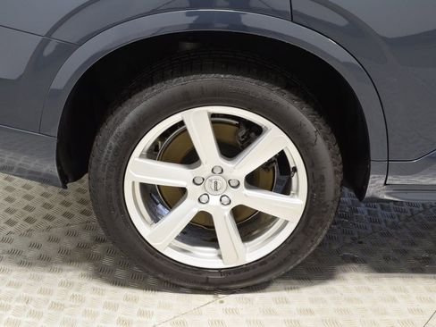 Used 2023 Volvo XC90 B5 Core image 36