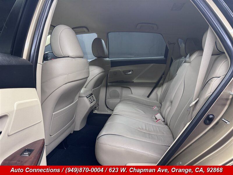 Used 2009 Toyota Venza AWD image 9