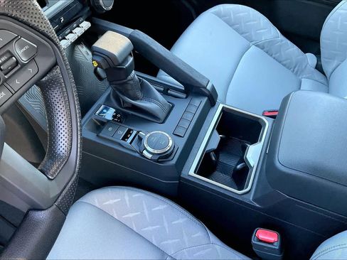 New 2026 Toyota Tacoma SR5 image 7