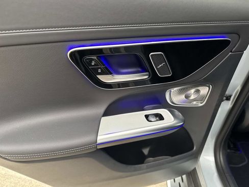 Certified 2025 Mercedes-Benz GLC 300 4MATIC image 11