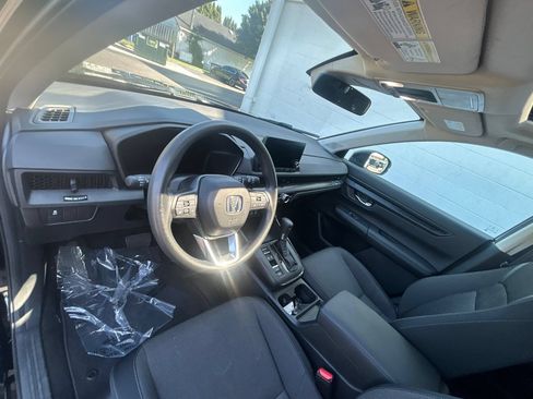 Used 2024 Honda CR-V EX image 9