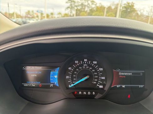 Used 2018 Ford Fusion SE w/ Fusion SE Technology Package image 17