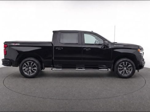 Used 2022 Chevrolet Silverado 1500 RST AWD/4WD image 8