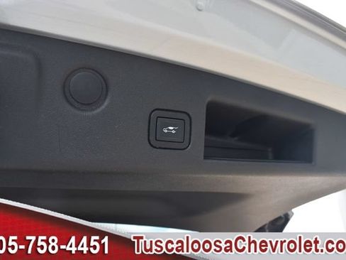 Used 2020 Chevrolet Equinox LT FWD image 9