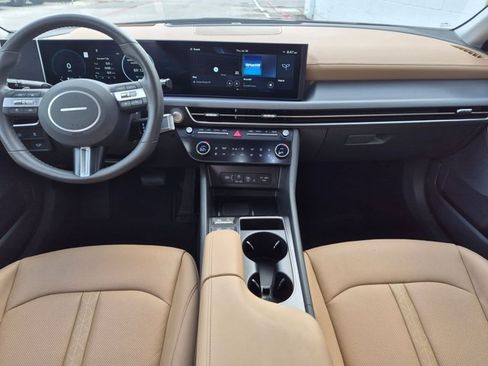 Used 2025 Hyundai Sonata Limited FWD image 19