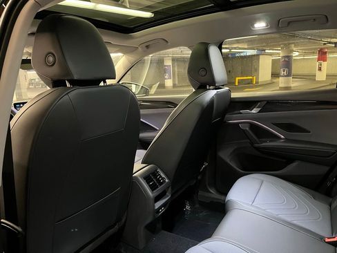 New 2026 Volkswagen Tiguan SE AWD/4WD image 24