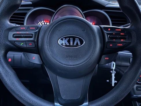 Used 2015 Kia Optima LX image 14