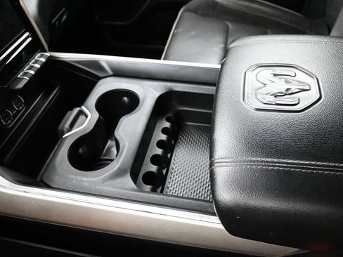 Used 2020 RAM 1500 Laramie AWD/4WD image 13