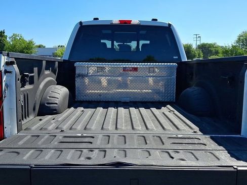 Used 2021 Ford F250 Platinum w/ FX4 Off-Road Package AWD/4WD image 30