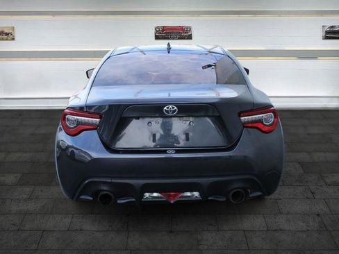 Used 2017 Toyota 86 image 7