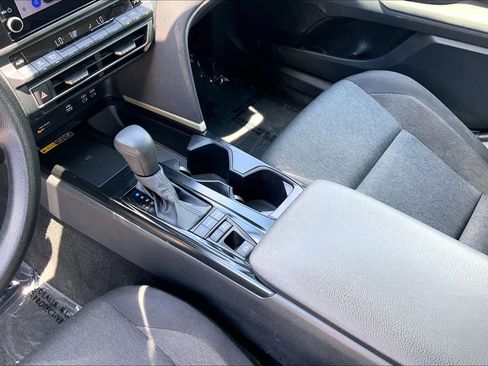 Used 2025 Toyota Camry LE FWD image 16