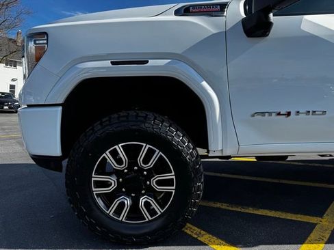 Used 2020 GMC Sierra 2500 AT4 w/ AT4 Premium Package image 25