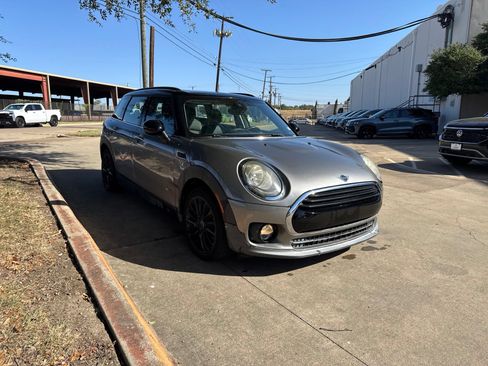 Used 2019 MINI Cooper Clubman ALL4 AWD/4WD image 3