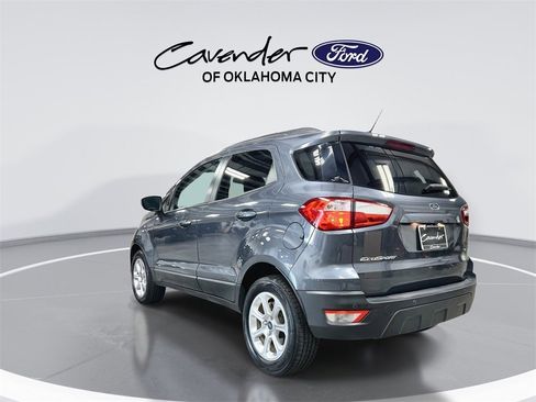 Used 2021 Ford EcoSport SE w/ SE Convenience Package image 6