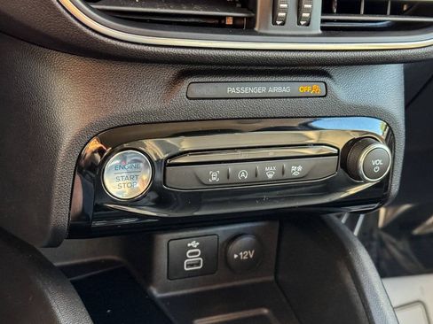 Used 2025 Ford Escape Platinum AWD/4WD image 31