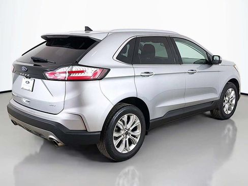 Used 2024 Ford Edge Titanium AWD/4WD image 12