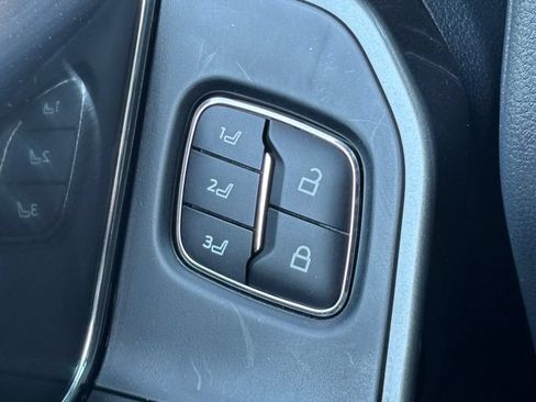 Used 2023 Ford F150 Lariat w/ Equipment Group 502A High AWD/4WD image 28