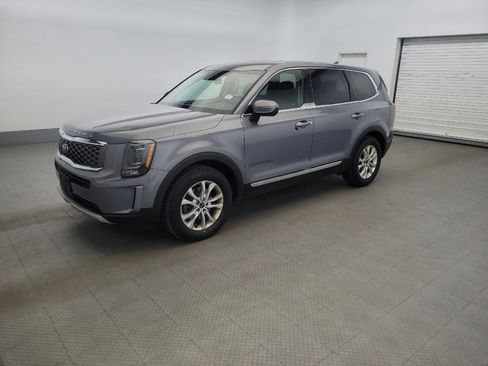 Used 2020 Kia Telluride LX AWD/4WD image 2